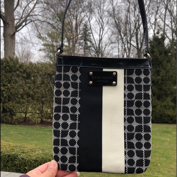 kate spade Handbags - KATE SPADE CROSSBODY